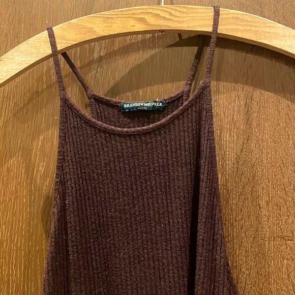 Knit ribbed tank 🌞 - Picture 2 of 3
